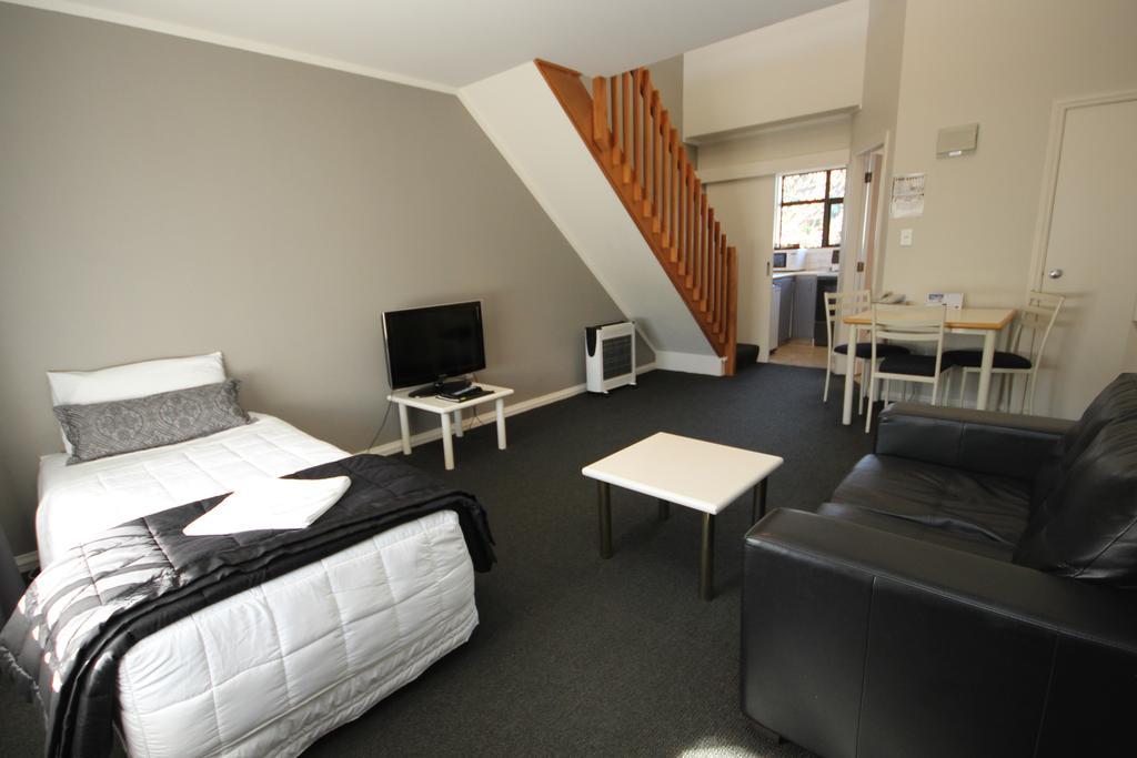 Champers Motor Inn Lower Hutt Ngoại thất bức ảnh